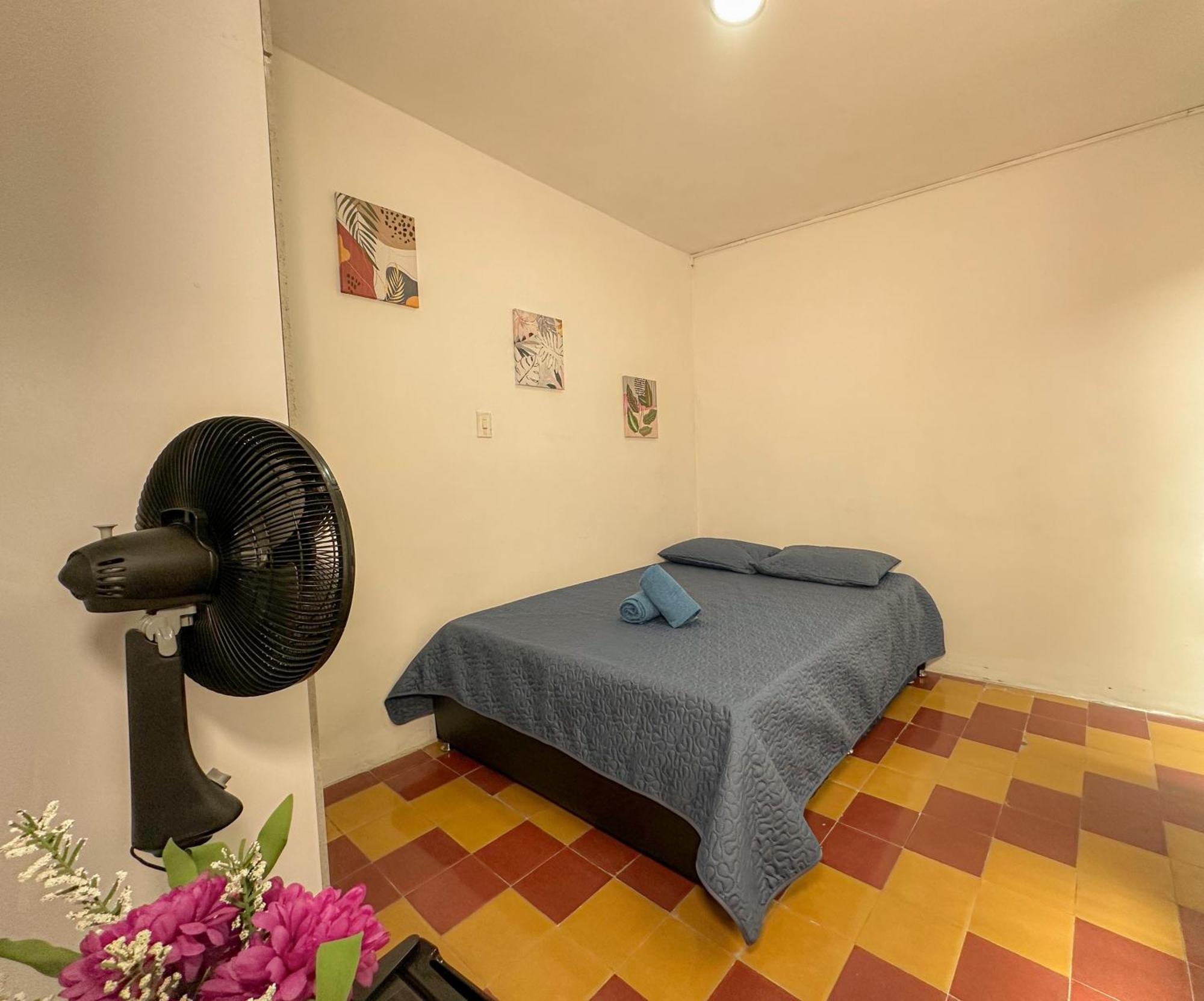 Casa Encanto, Apartamento - Habitaciones, Laureles-America Μεντεγίν Εξωτερικό φωτογραφία